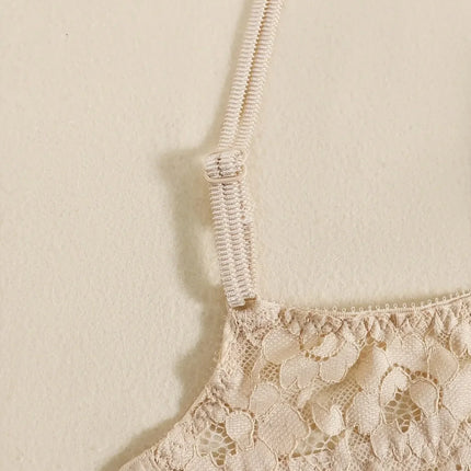 1 Set Elegant Erotic Lace Embroidery Breathable Fabric Lingeries : Push-Up Bra, Low Waist Sheer Panty - Ultimate Valentine's Day