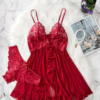 Red / M