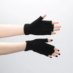 black / One Size
