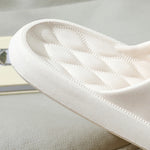 Men's Summer Slippers EVA Indoor Bathroom Thick Sole Diamond Check Massage Sensation Beach Non-slip Ladies Comfort Flat Shoes