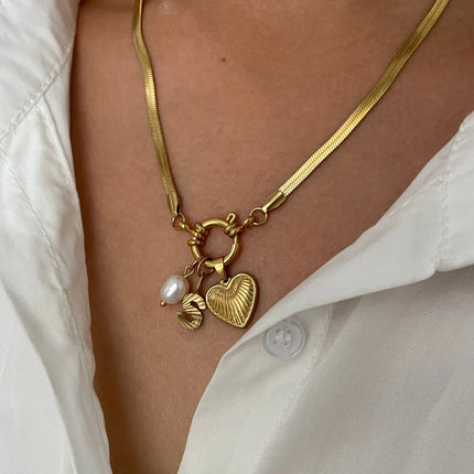 Peri'sbox Tarnish Free Fashion Unusual Jewelry Freshwater Pearl Heart Pendant Necklace for Women A choice of 26 Letters Pendants
