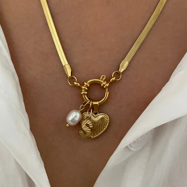 Peri'sbox Tarnish Free Fashion Unusual Jewelry Freshwater Pearl Heart Pendant Necklace for Women A choice of 26 Letters Pendants