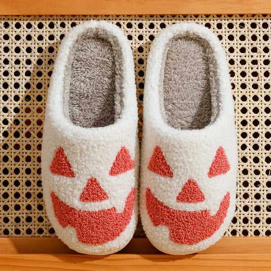 Women Slippers Halloween Pumpkin Smiling Face Funny Winter Warm Indoor Light Soft Sole Non-slip Bedroom Comfy Flat Cotton Shoes