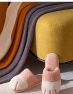 Comwarm Winter Warm Plush Slippers Cute Cat Paw Designer House Women Fur Slippers Floor Mute Bedroom Lovers Indoor Fluffy Shoes
