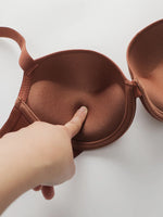 The Best-selling Sexy Gathering Promotion Style Glossy Letter Shoulder Strap Two-piece Women's Underwear Set B2050