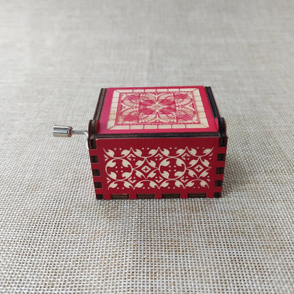1pc Xmas Music Box Wooden Antique Carved Hand Cranked Classic Theme Music for Birthday Christmas Gifts Family Decoration