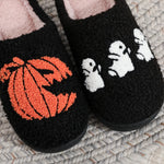 A Pair of Black Halloween Horror Atmosphere Pumpkin Ghost Pattern Embroidered Plush Home Thick-Soled Comfortable Fur Slippers Personalized Warm Non-Slip Indoor Slippers Autumn and Winter Gifts for Men and Women to Wear