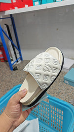 50108212937027|50108212969795|50108213002563|50108213035331|50108213363011|50108213395779|50108213428547