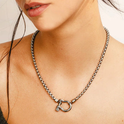 Foxanry Hollow Geometric Necklaces For Women Couples Personality Simple Hip Hop Fashion Clavicle Chain Party Jewelry Accessories