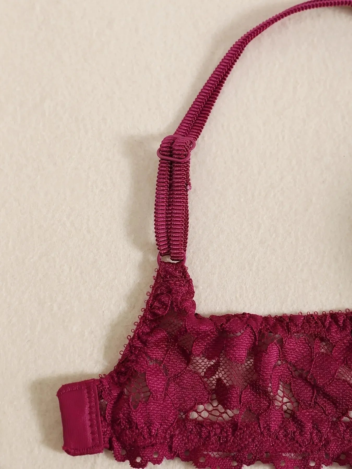 1 Set Elegant Erotic Lace Embroidery Breathable Fabric Lingeries : Push-Up Bra, Low Waist Sheer Panty - Ultimate Valentine's Day