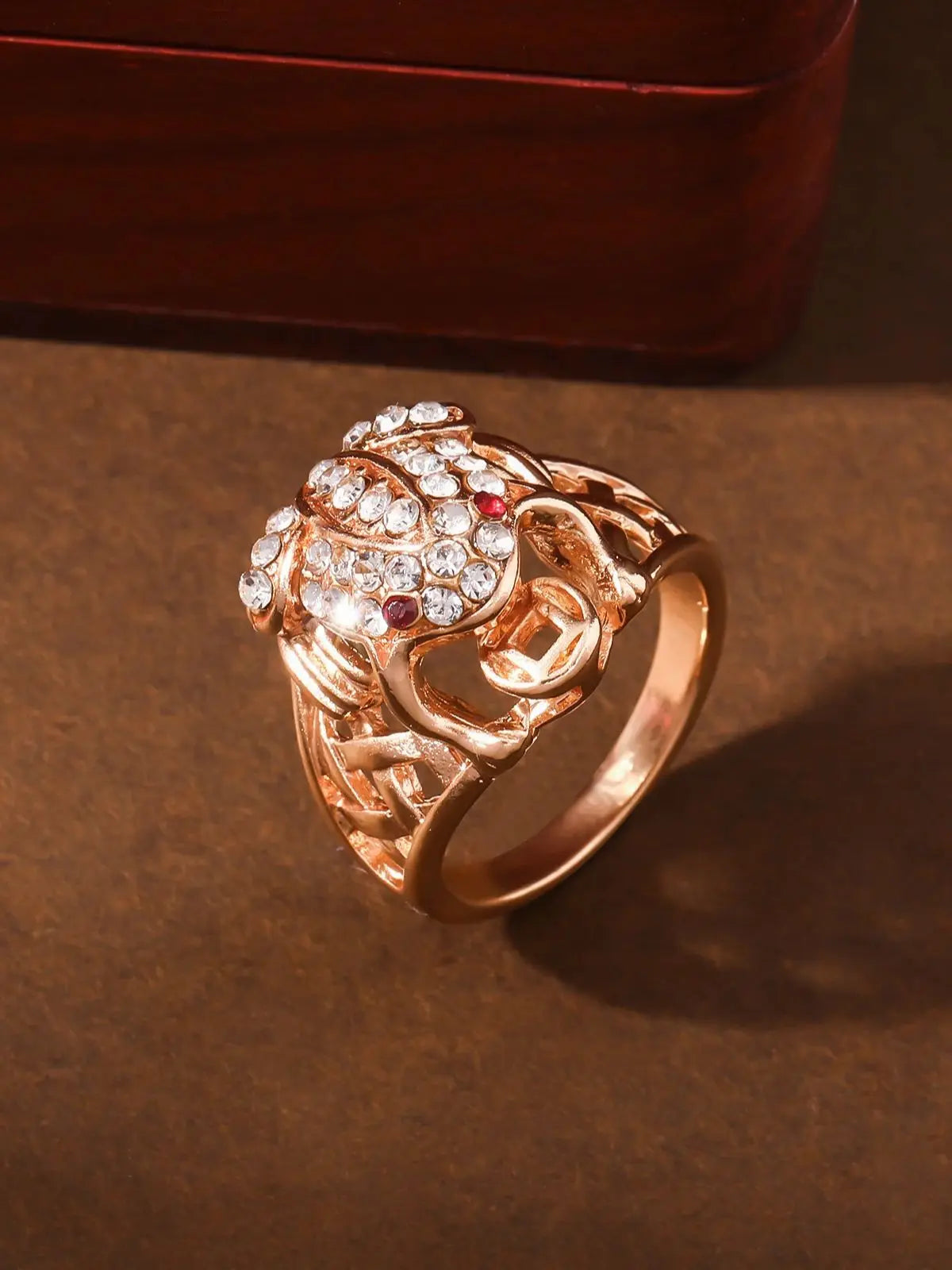 1pcs Golden Toad Ring for Wealth, Full Diamond for Good Luck, Fashion Finger Ring