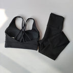black / L