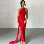 M / Red