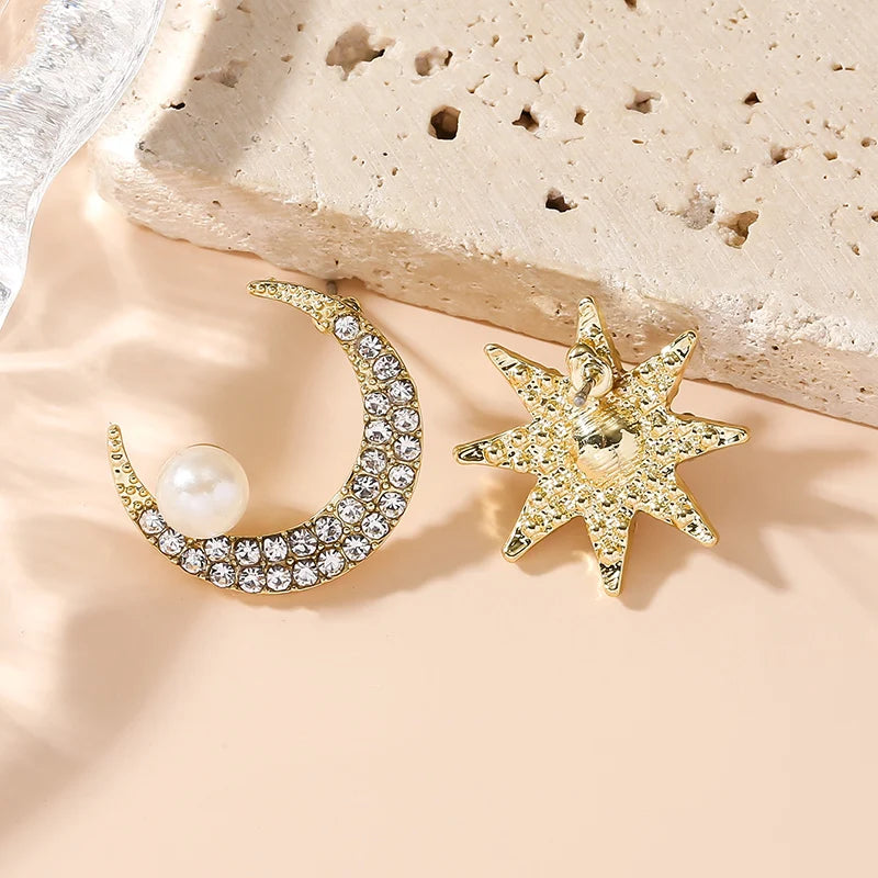 High end, niche, fashionable star moon surround earrings, European and American fashion, minimalist temperament, diamond earring