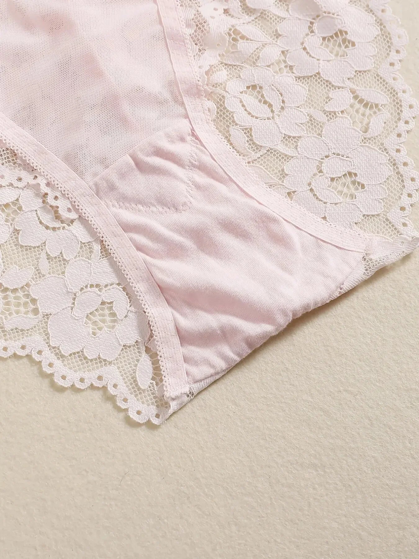 1 Set Elegant Erotic Lace Embroidery Breathable Fabric Lingeries : Push-Up Bra, Low Waist Sheer Panty - Ultimate Valentine's Day