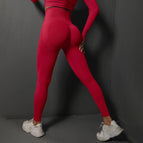 Red / M